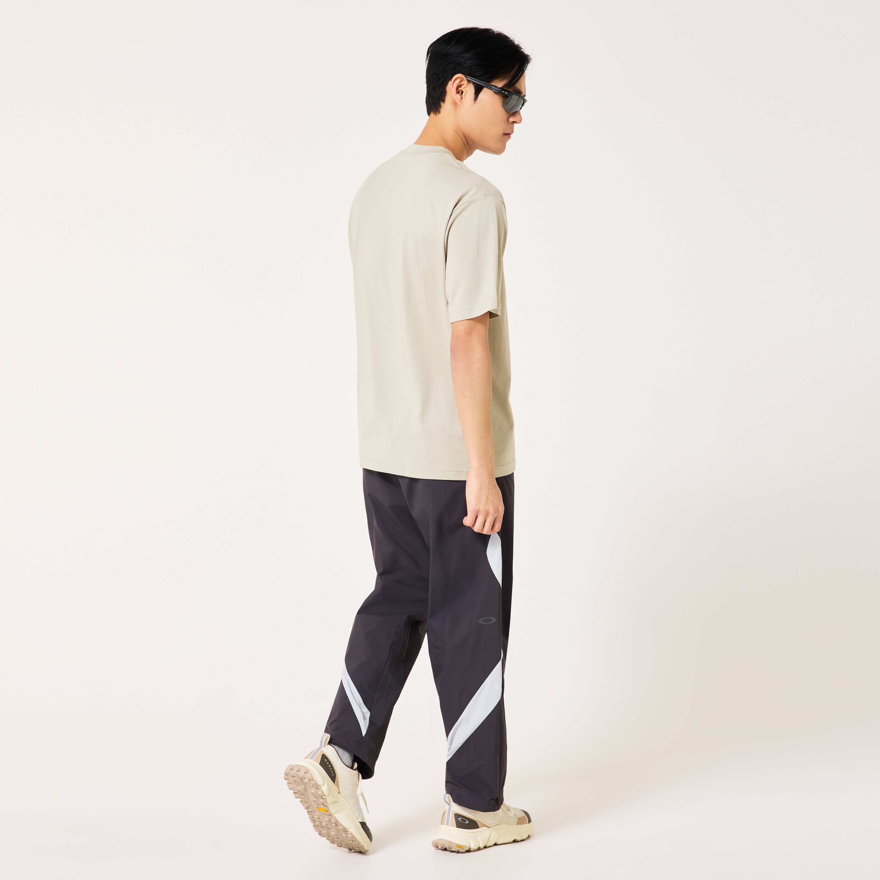 Oakley New Retro Wind Pants 3.0 in Phantom | Oakley® CA
