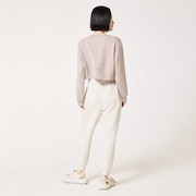 Radiant Peach Fleece Cropped 1 - Smoked Pearl