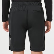 Oakley Enhance Tech Jersey Shorts 12.0 - Blackout | Oakley® JP