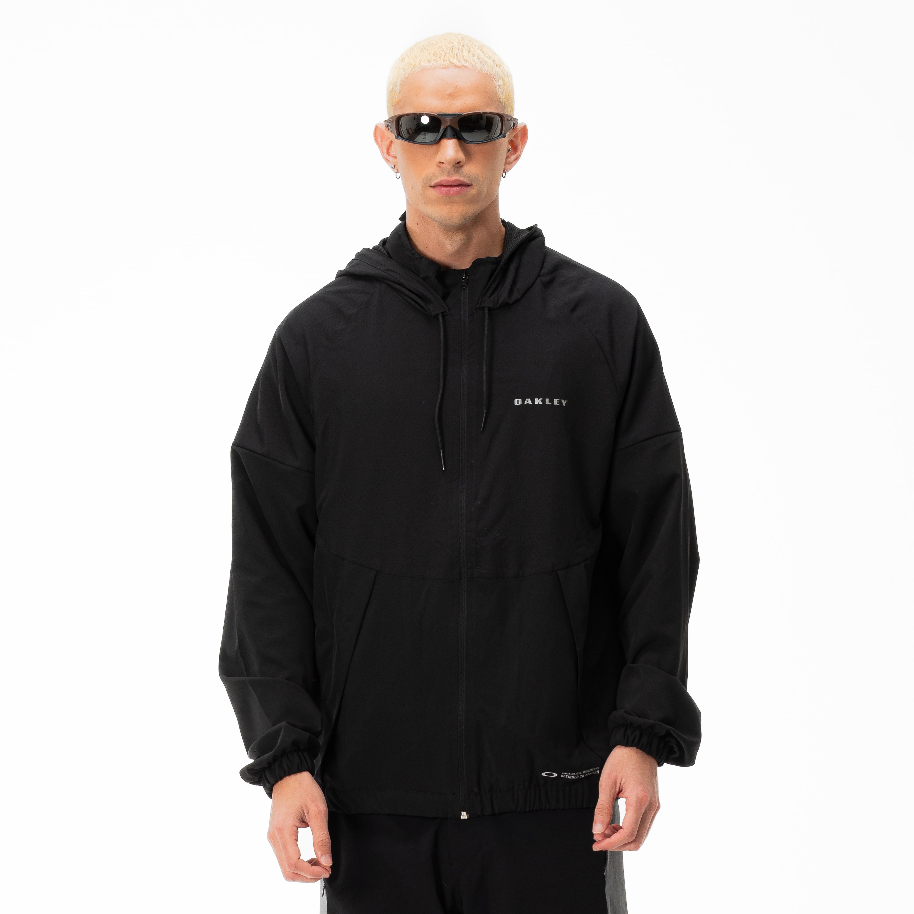 Oakley ブラック ジップアップジャケット Oakley Jaqueta Oakley Sports Windbreaker - Blackout | Oakley® BR