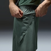 Latitude Veil Short - Aviator Green