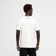 Camiseta Oakley Advantage B1B - Off White