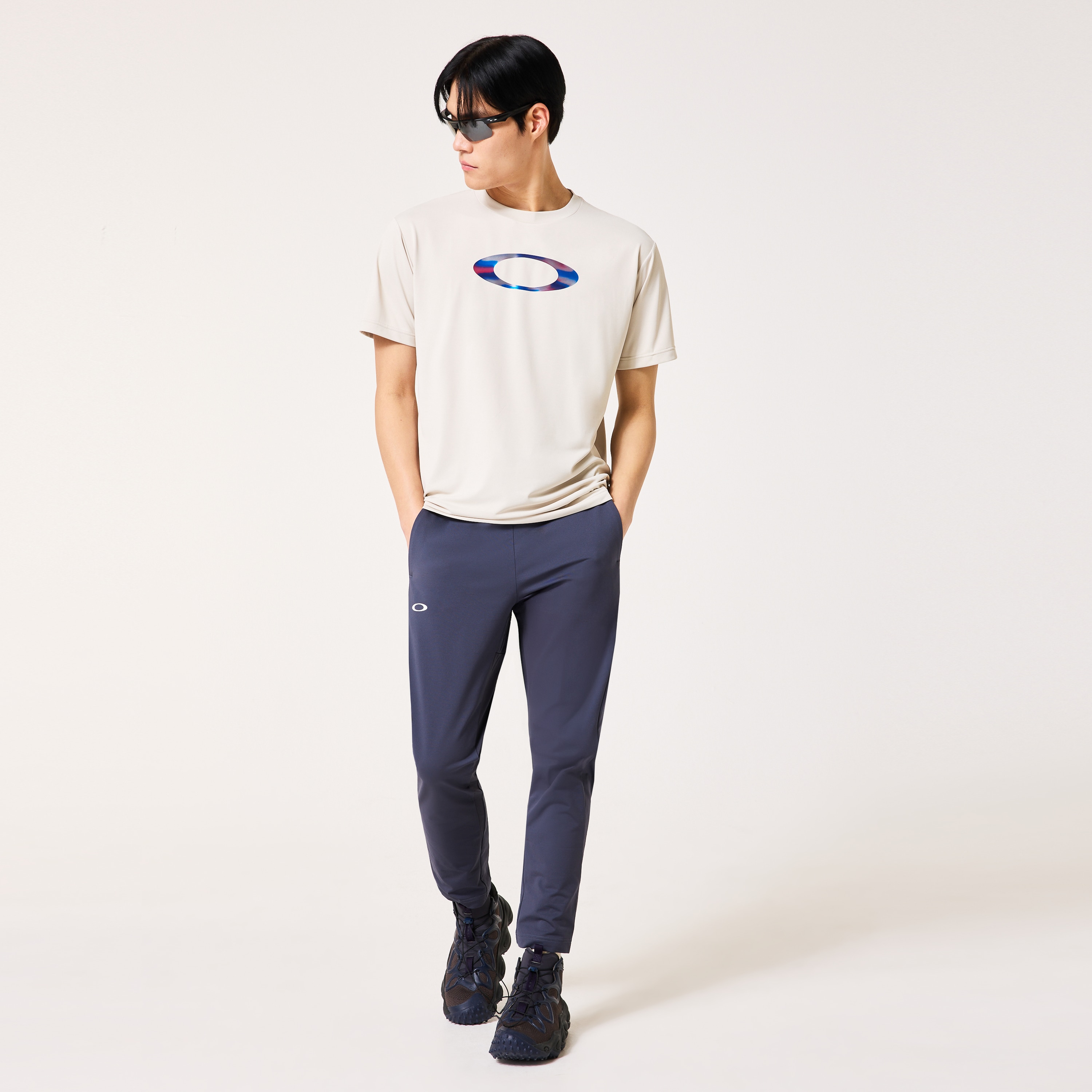 oakly ナイロンパンツ　tech テック系　登山　ドローコード　テック系 Oakley Enhance Tech Jersey Pants 16.0 - Pitch Black | Oakley® 日本