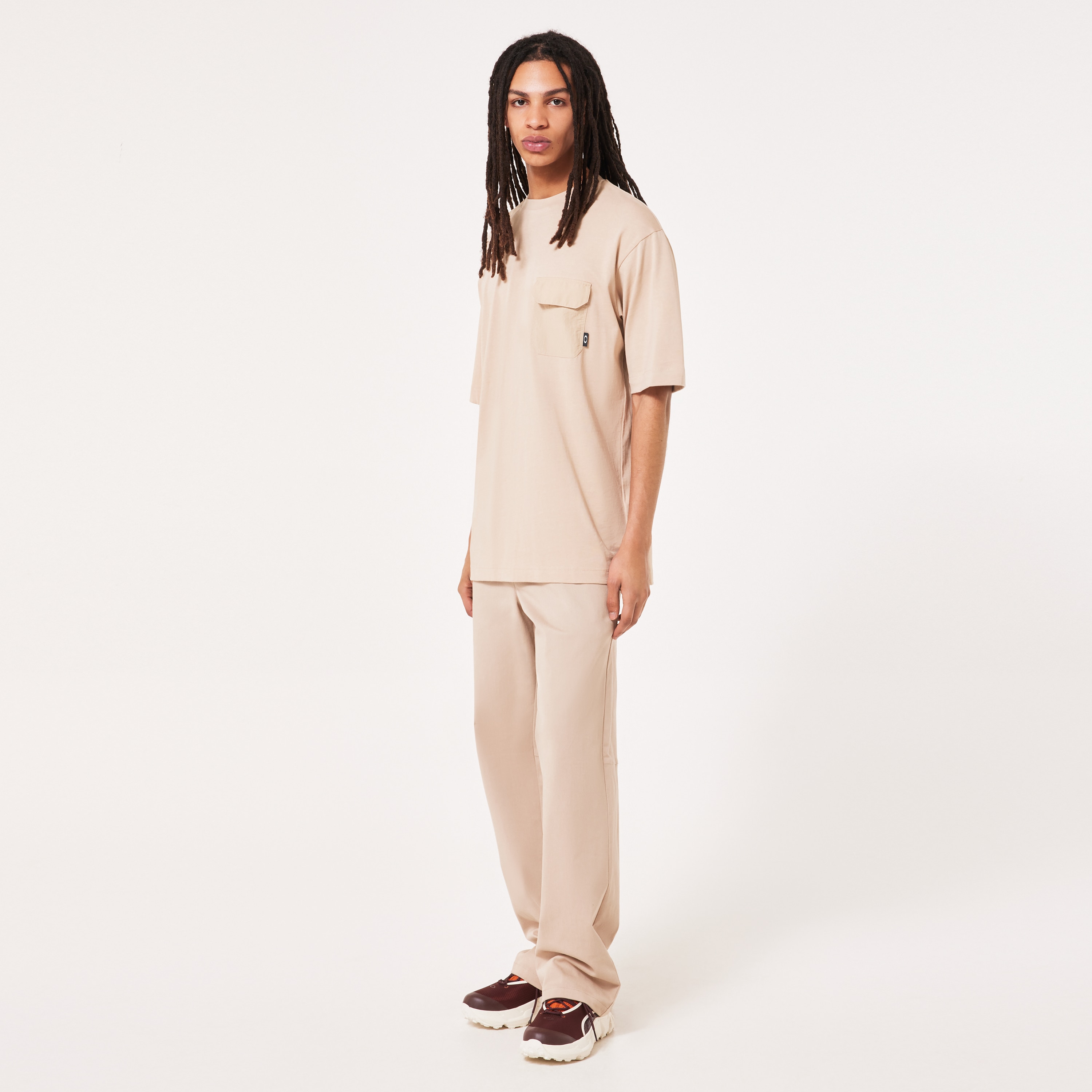 Oakley Roam Commuter Pocket Tee - Humus | Oakley® US