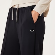 Radiant Peach Fleece Wide Pt 10.0 - Blackout