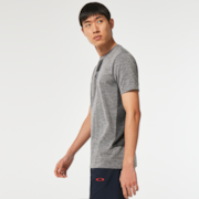 Oakley Striking O-Fit S/S Tee 1.0 - New Athletic Gray | Oakley® 日本