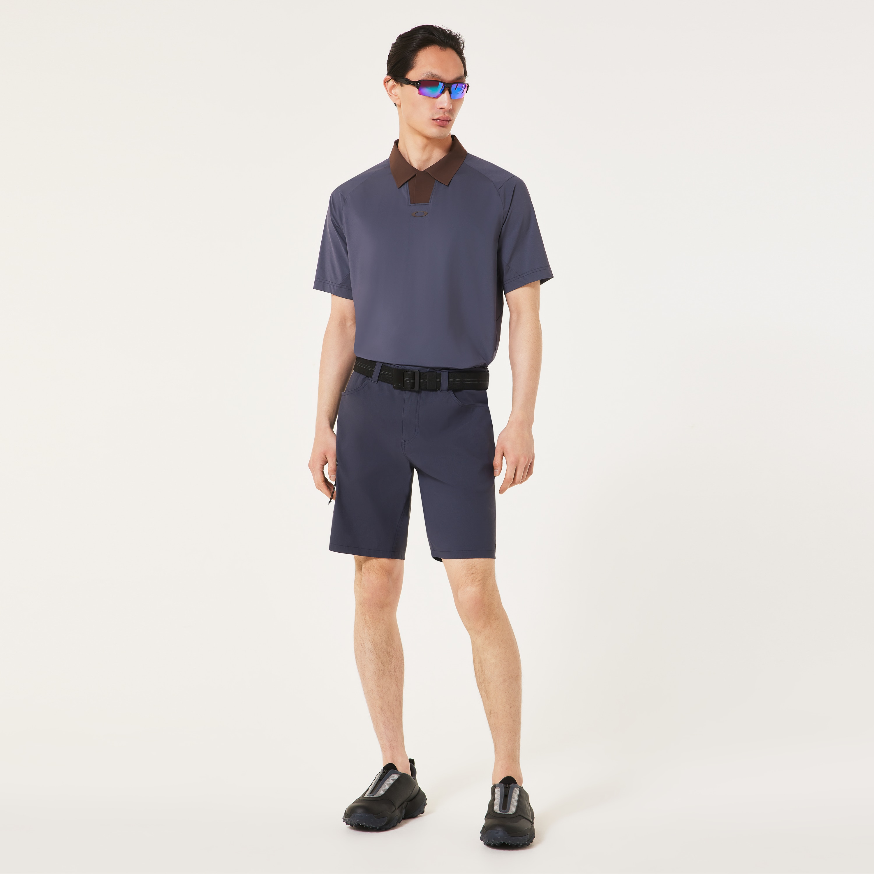 Oakley Driven Performance In Black