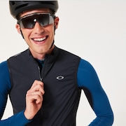 Endurance Packable Alpha Vest - Blackout