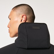 Oakley Enhance Softshell Jacket 3.7 in Blackout | Oakley® JP