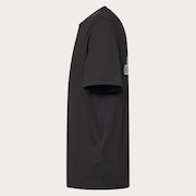 Stacked Flow Tee - Pitch Black