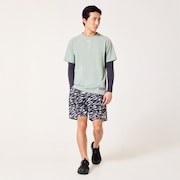Striking Wind Shorts 9.0