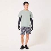 Striking Wind Shorts 9.0 - Black Print