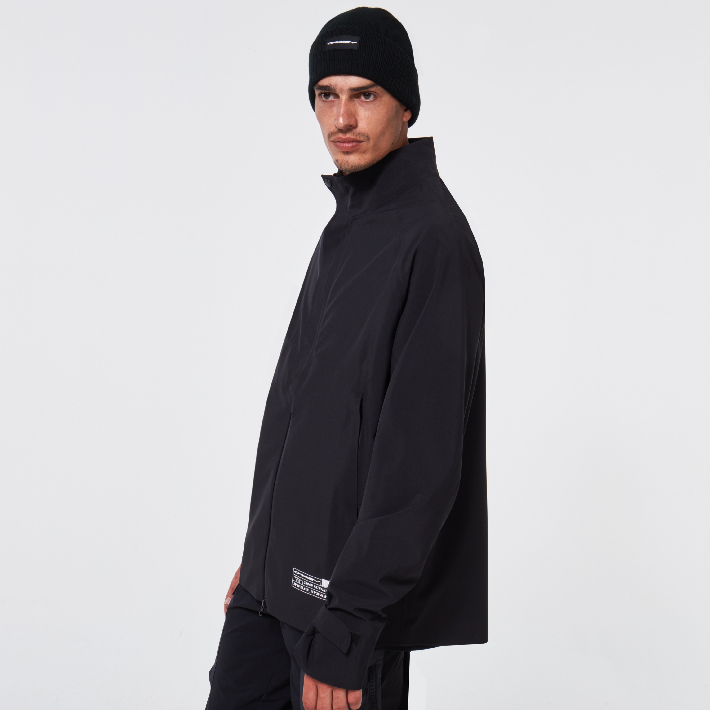 Oakley ブラック ナイロンジャケット L 中古・古着通販】OAKLEY (オークリー) ナイロンジャケット ブラック