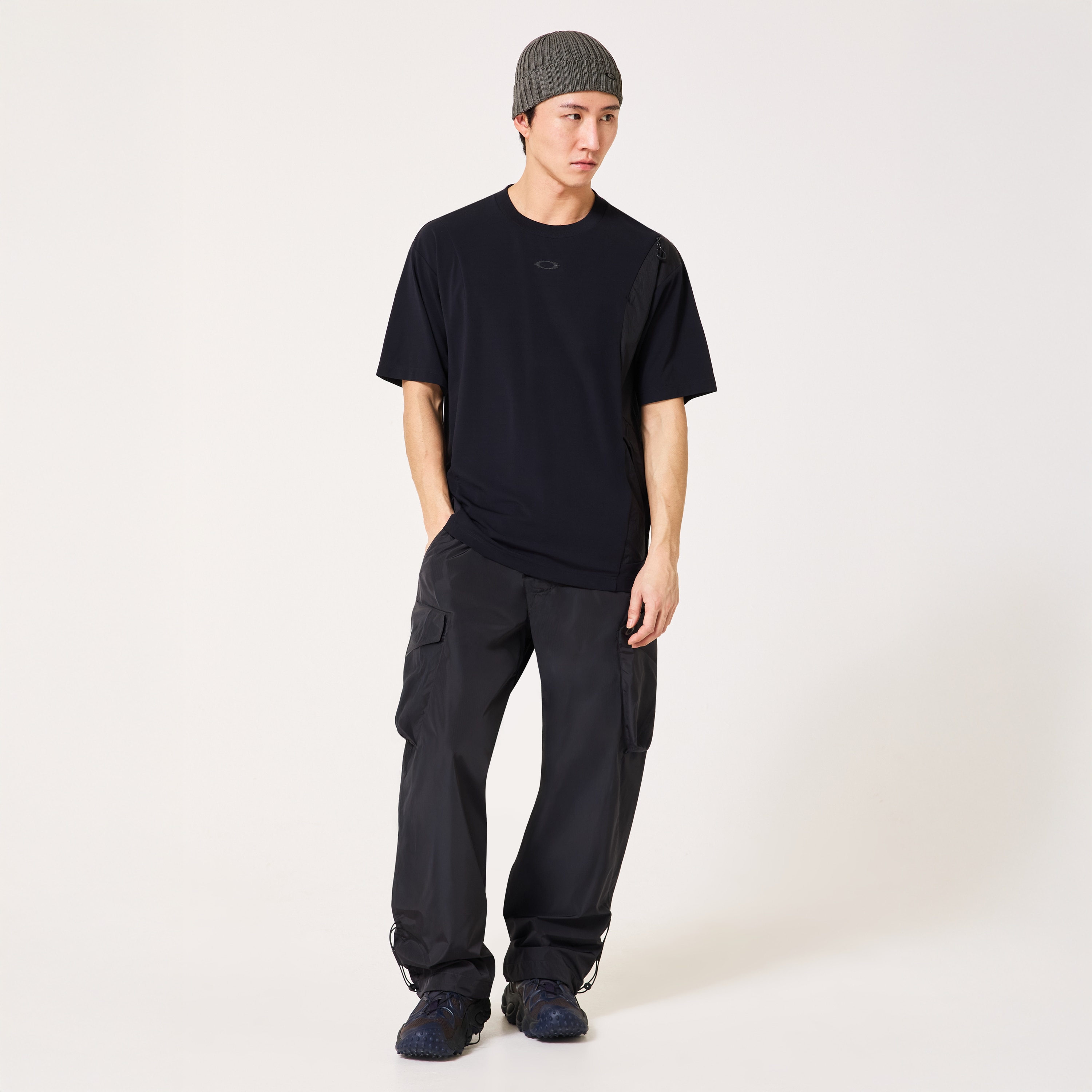 Oakley Fgl Stealth Tee-A 1.0 in Stealth Black | Oakley® JP