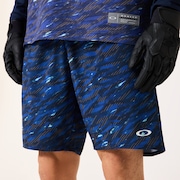 Striking Wind Shorts 9.0 - Blue Storm Print