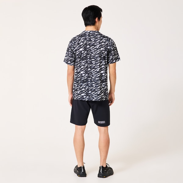 Striking Airy SS Graphic Tee 9.0