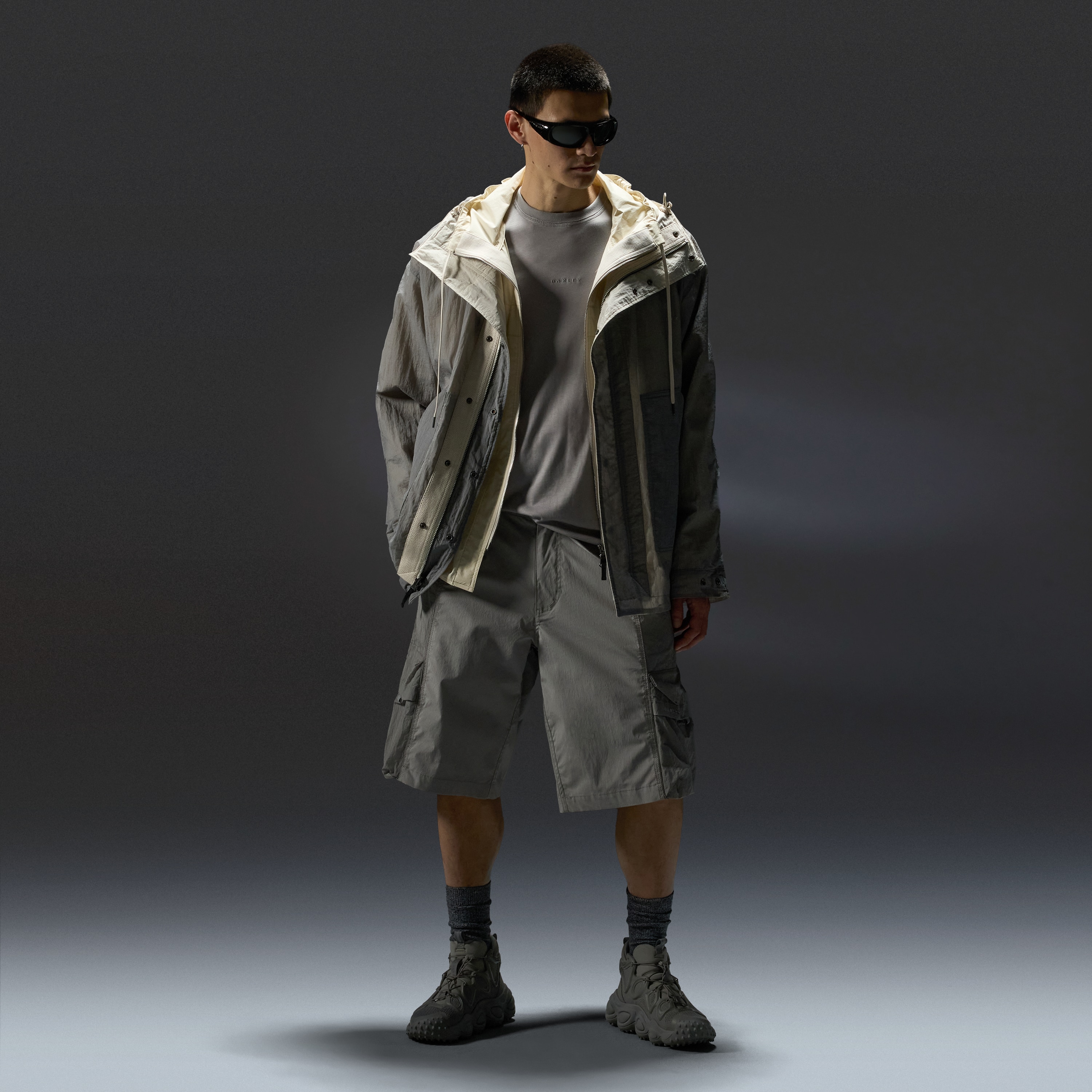 Oakley Men's Reserve Momento Chargo Short Size: