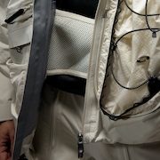 Latitude Veil Slingpack Jacket - Mist