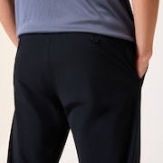 Multi Type-04 Cold Cropped 3.0 - Pitch Black