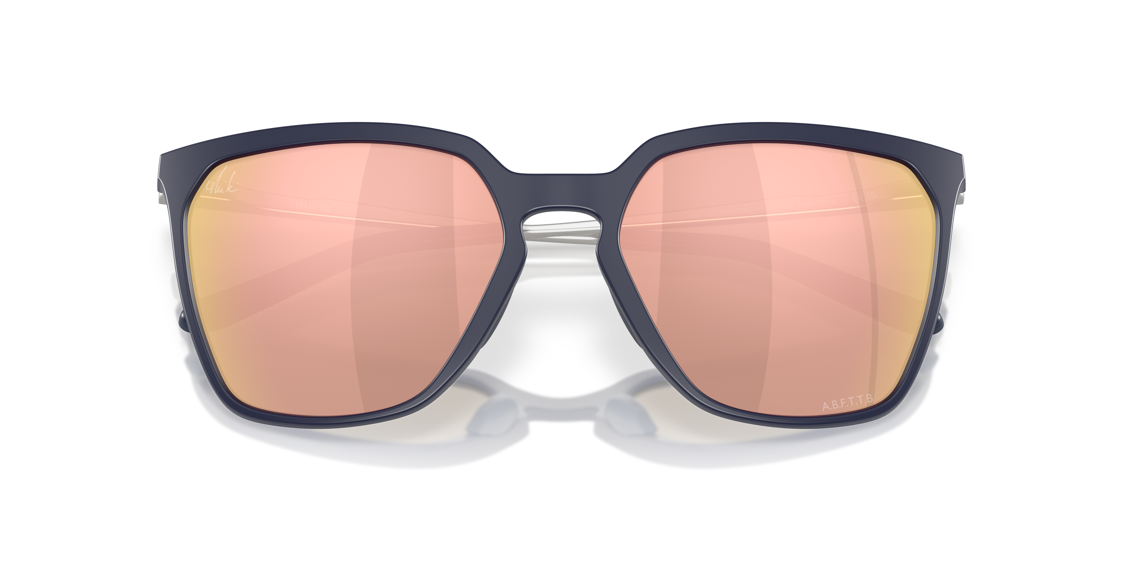 0OO9480__948007__P21__shad__cf