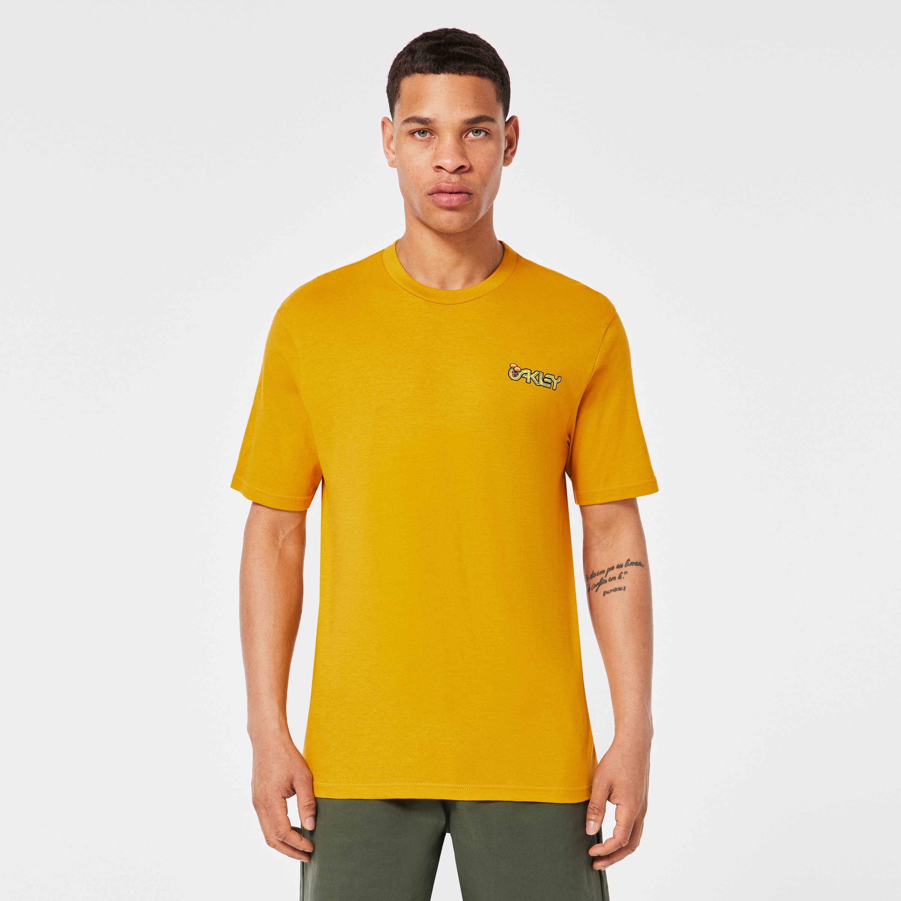 FOA404857__5AA_omqt1.png?