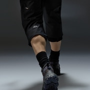 Latitude Veil 3/4 Short - Pitch Black