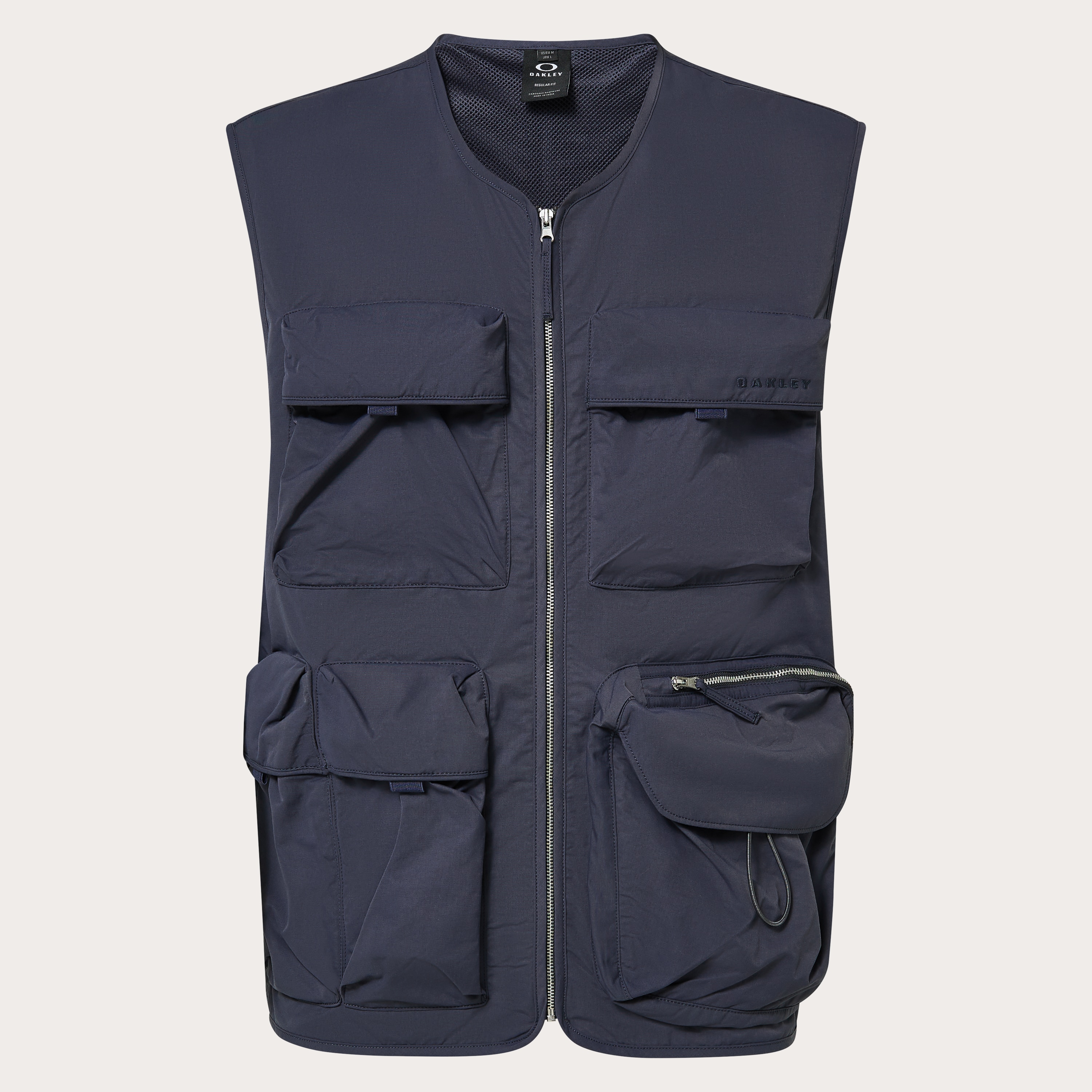 Oakley Reserve Vest - Graphite | Oakley® US