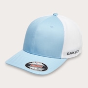 Golf Cresting Trucker