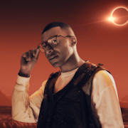 Kylian Mbappé Signature Series Enigma Mass - Dark Amber