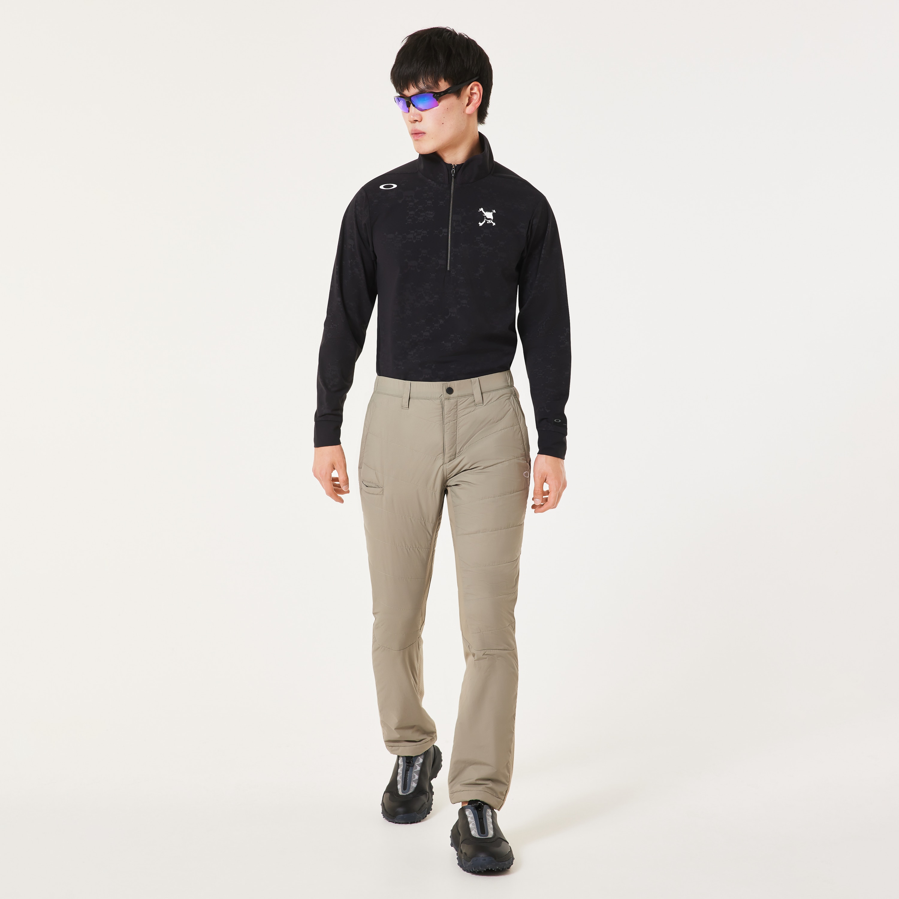 Oakley Skull Embossed LS Mock Shirt - Blackout | Oakley® 日本