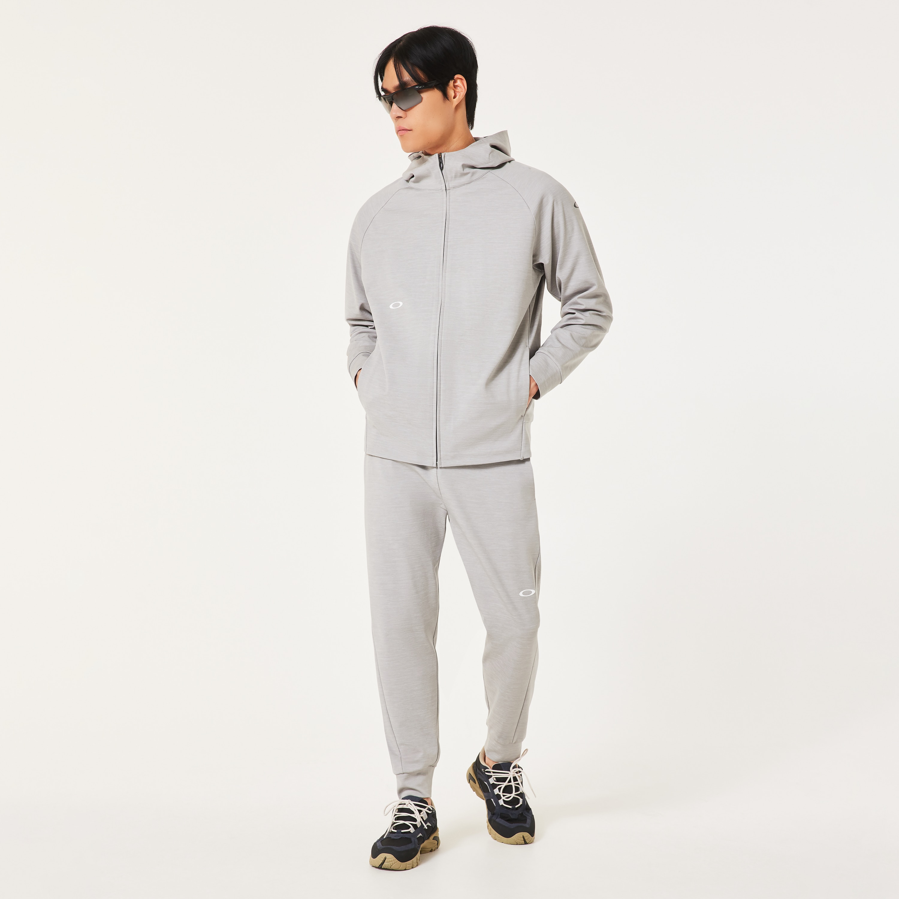 ★完売品★ オークリー O-SYNC パックフリースジャケット M ホワイト オークリー メンズ スウェット フルジップ O-SYNC PACK FLEECE