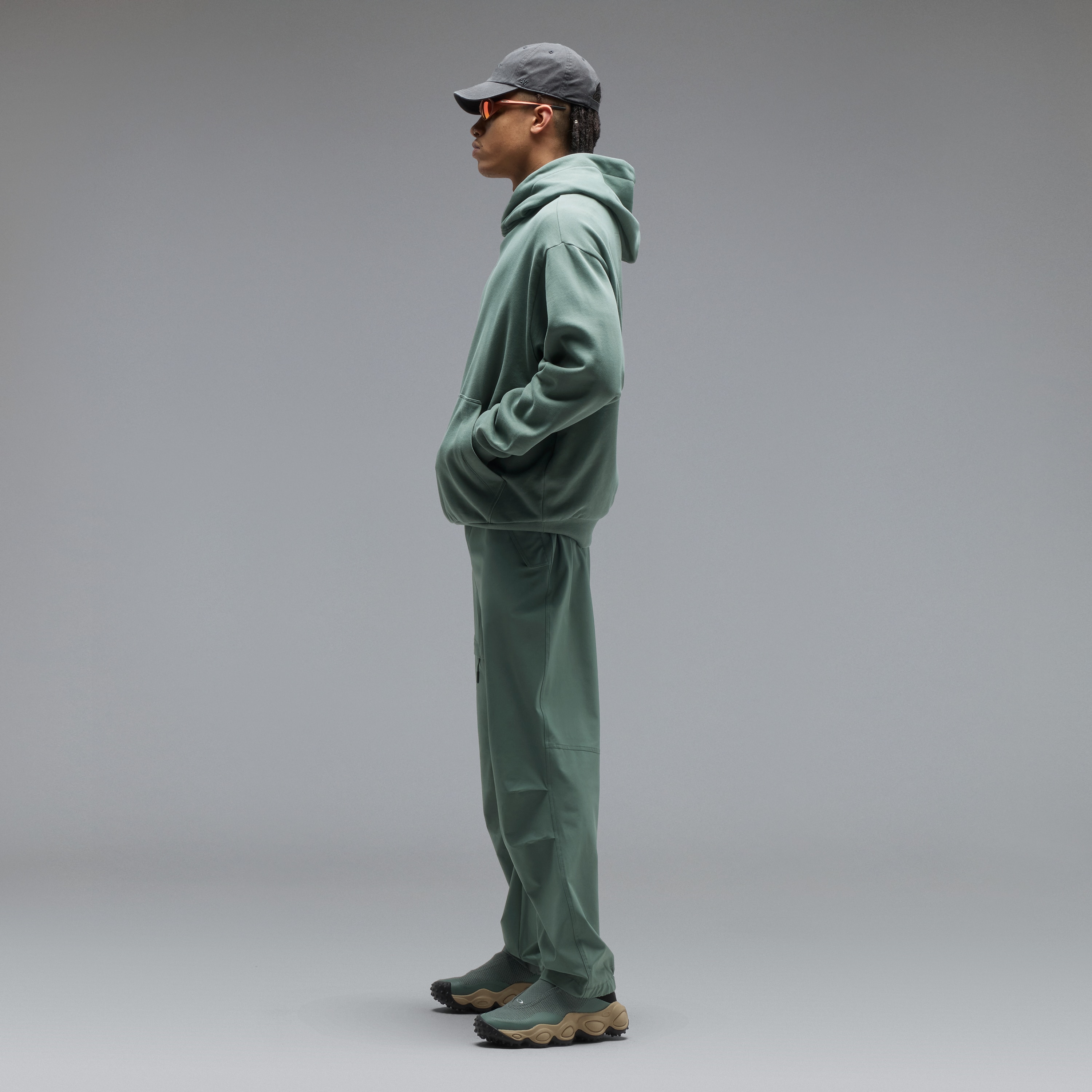 Oakley Men's Sandboard Hoodie Size: