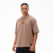 Camiseta Oakley Mad Science Logo - Cocoa Brown