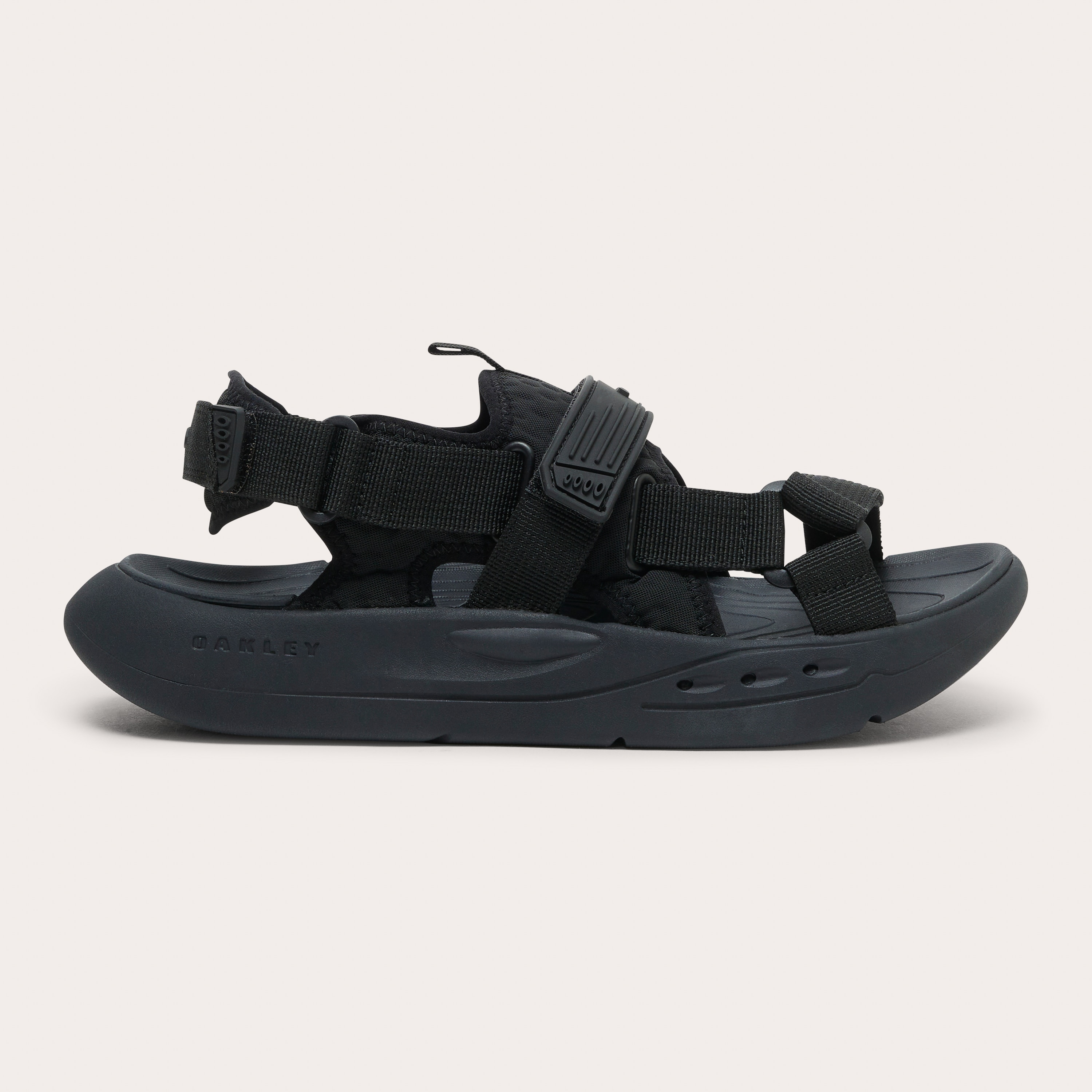 Oakley Men's Studio Sandal Size: