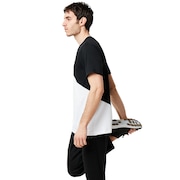 Enhance Slant Henley 9.0 - White