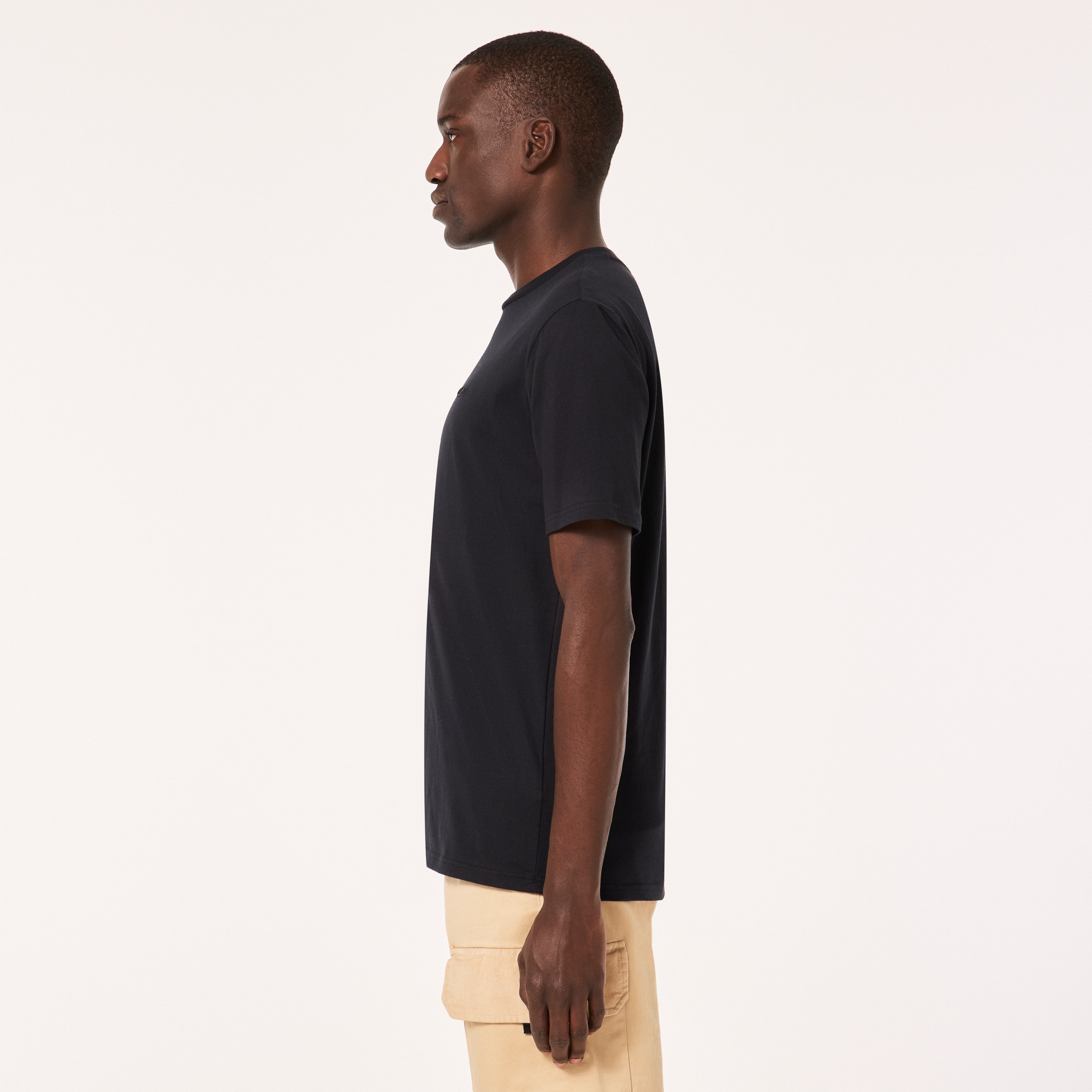 Oakley Relax Tee 2.0 - Blackout | Oakley® US