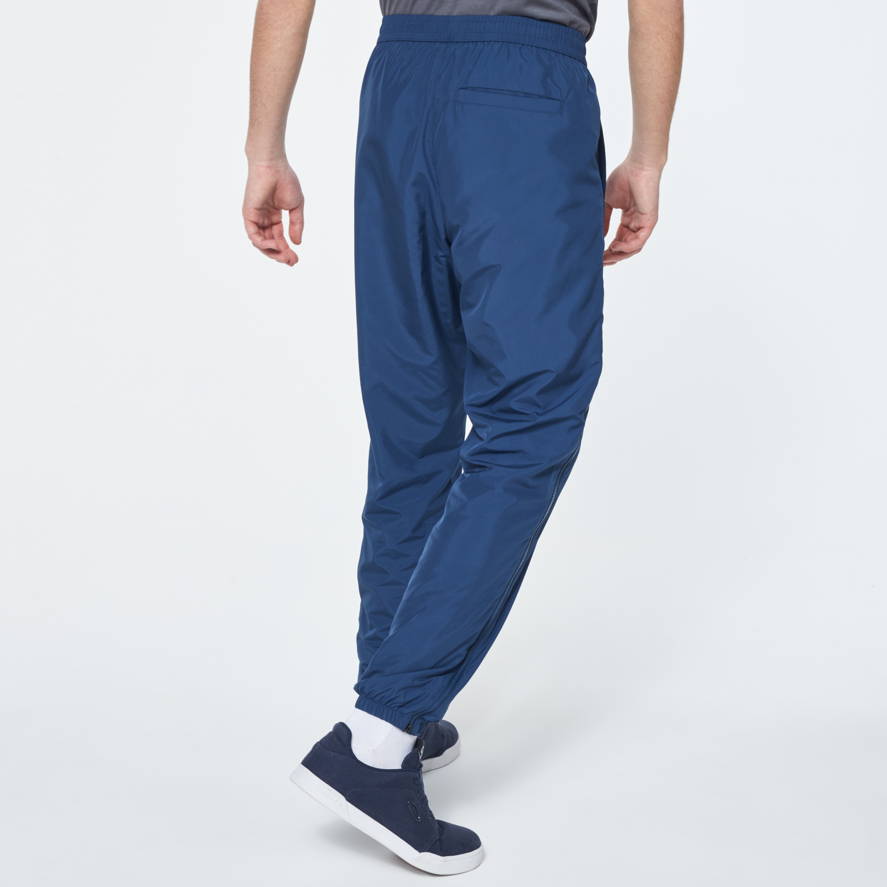 Oakley Ventilation Track Pant - Universal Blue | Oakley® US