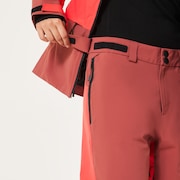 W. Kendall RC Shell Pant - Hibiscus Red/Rosewood
