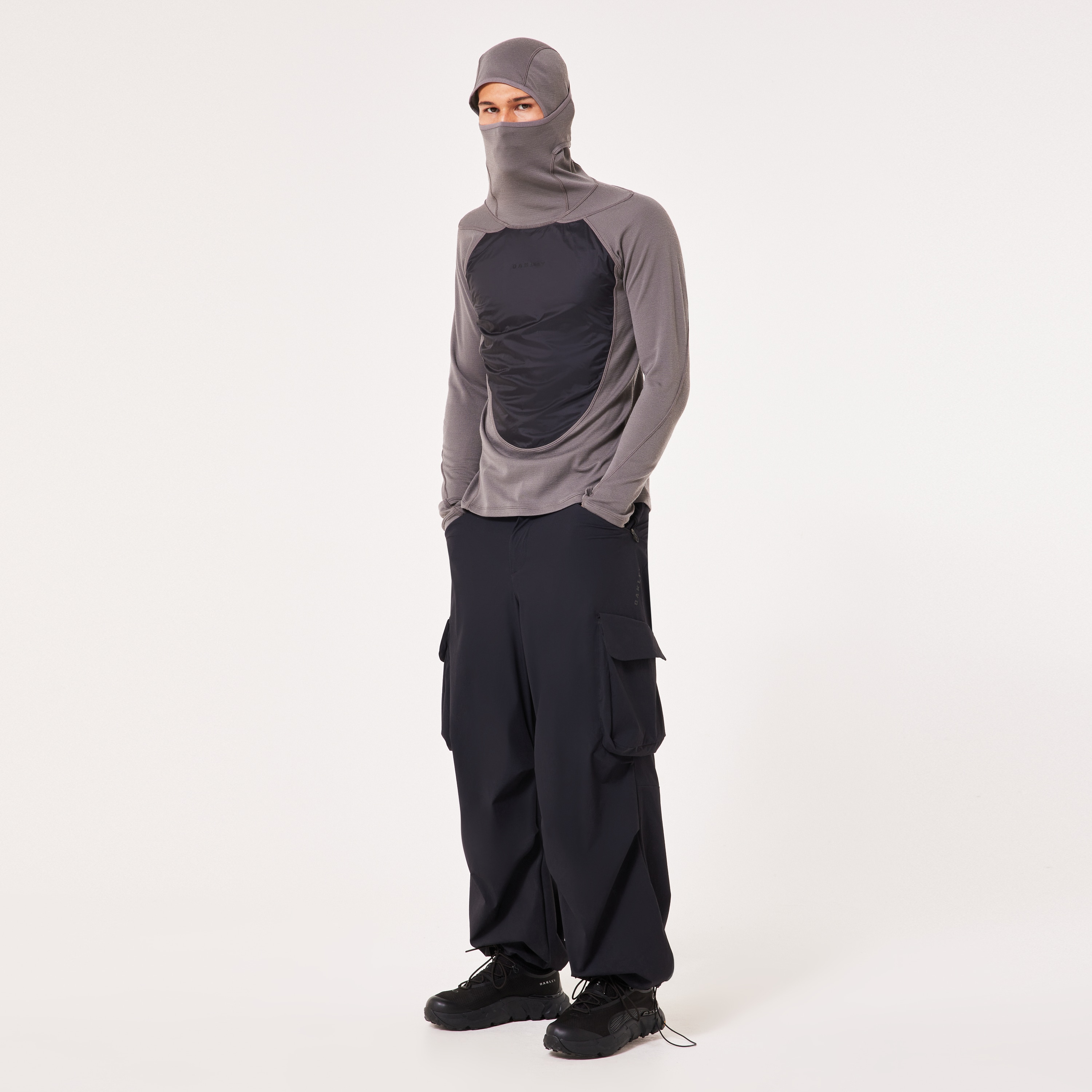 【数量限定】[Oakley] モダン LATITUDE FLEX BASELAY Oakley Latitude Flex Baselayer - Granite Gray | Oakley® US