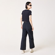 Radiant Essential Cropped Tee - Pitch Black