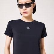 Radiant Essential Cropped Tee - Pitch Black