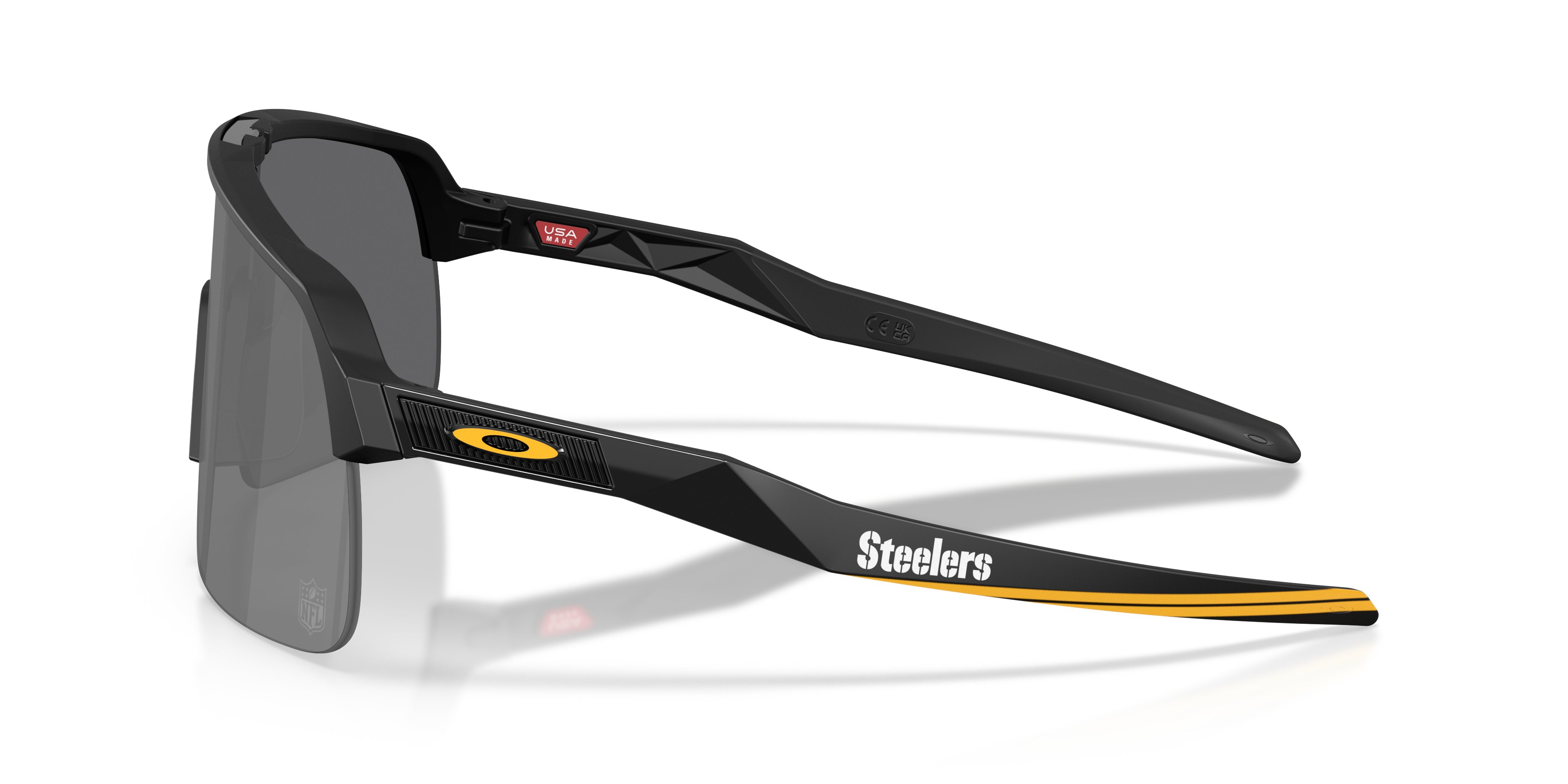 Pittsburgh Steelers Sutro Lite Prizm Black Lenses, Matte Fog Frame