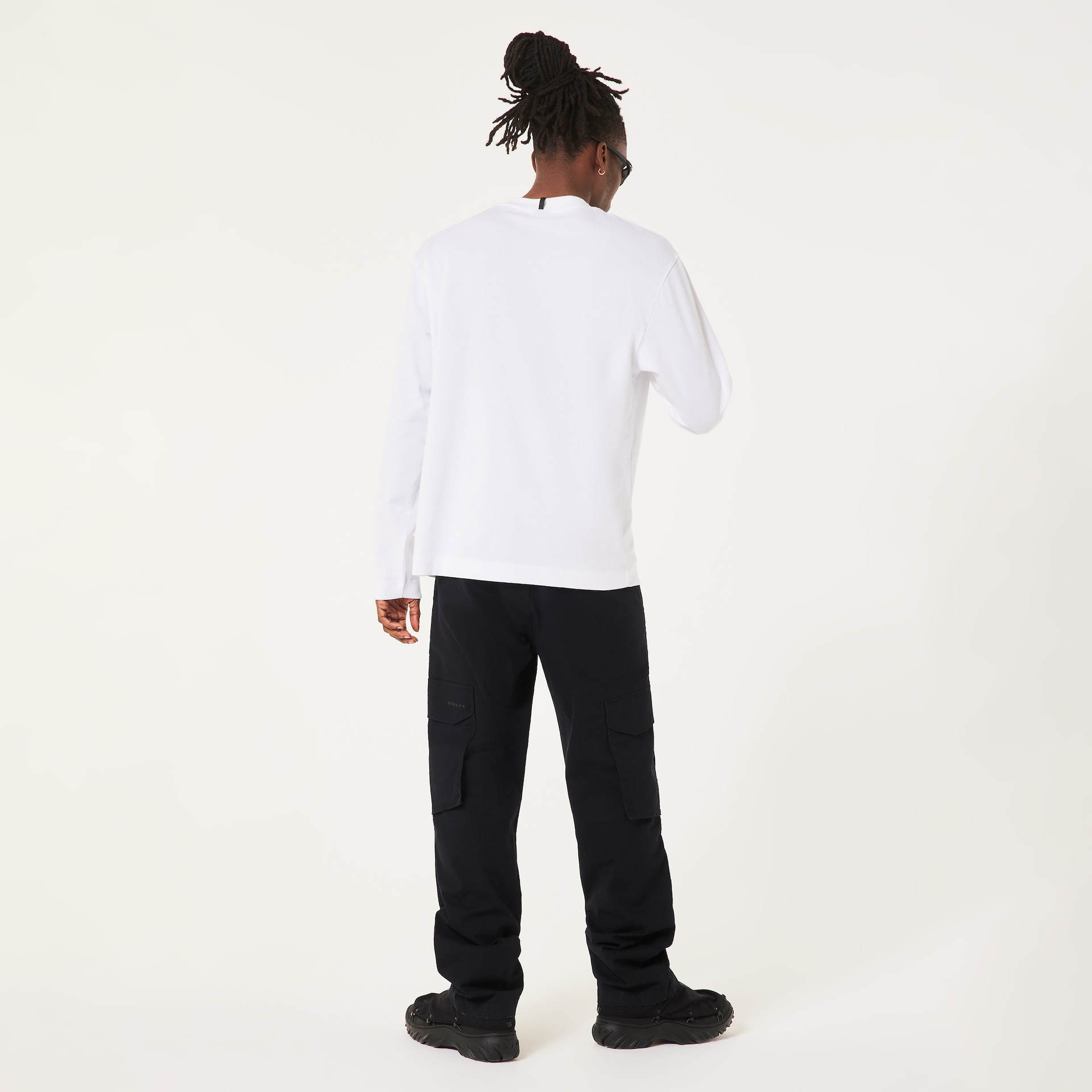 FOA407458__100_ombk1.png