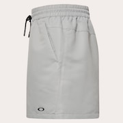 Waterscape Hybrid 17'' Short - Cement