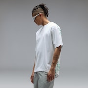 Hibiscus Breeze Tee - White