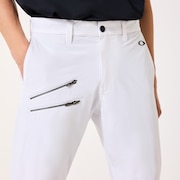 Skull Light Dry Zip Tapered - White