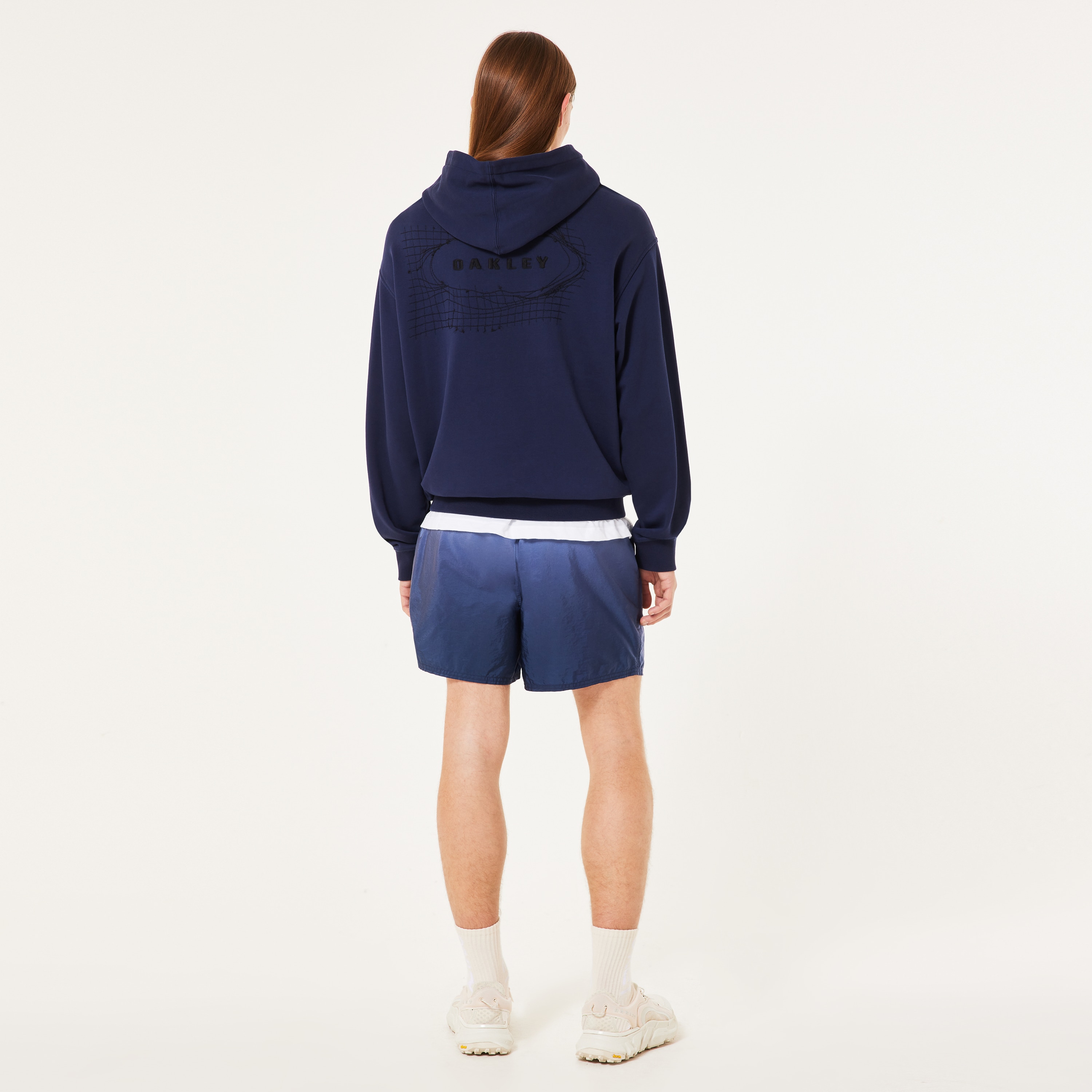 あおばくん着用 WORMHOLE HOODIED KNIT BLUE Oakley Mtl Liquid Ellipse Hoodie - Crystal Blue | Oakley® US