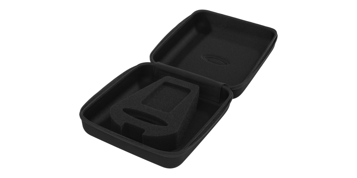 Oakley: комплектация и кейс