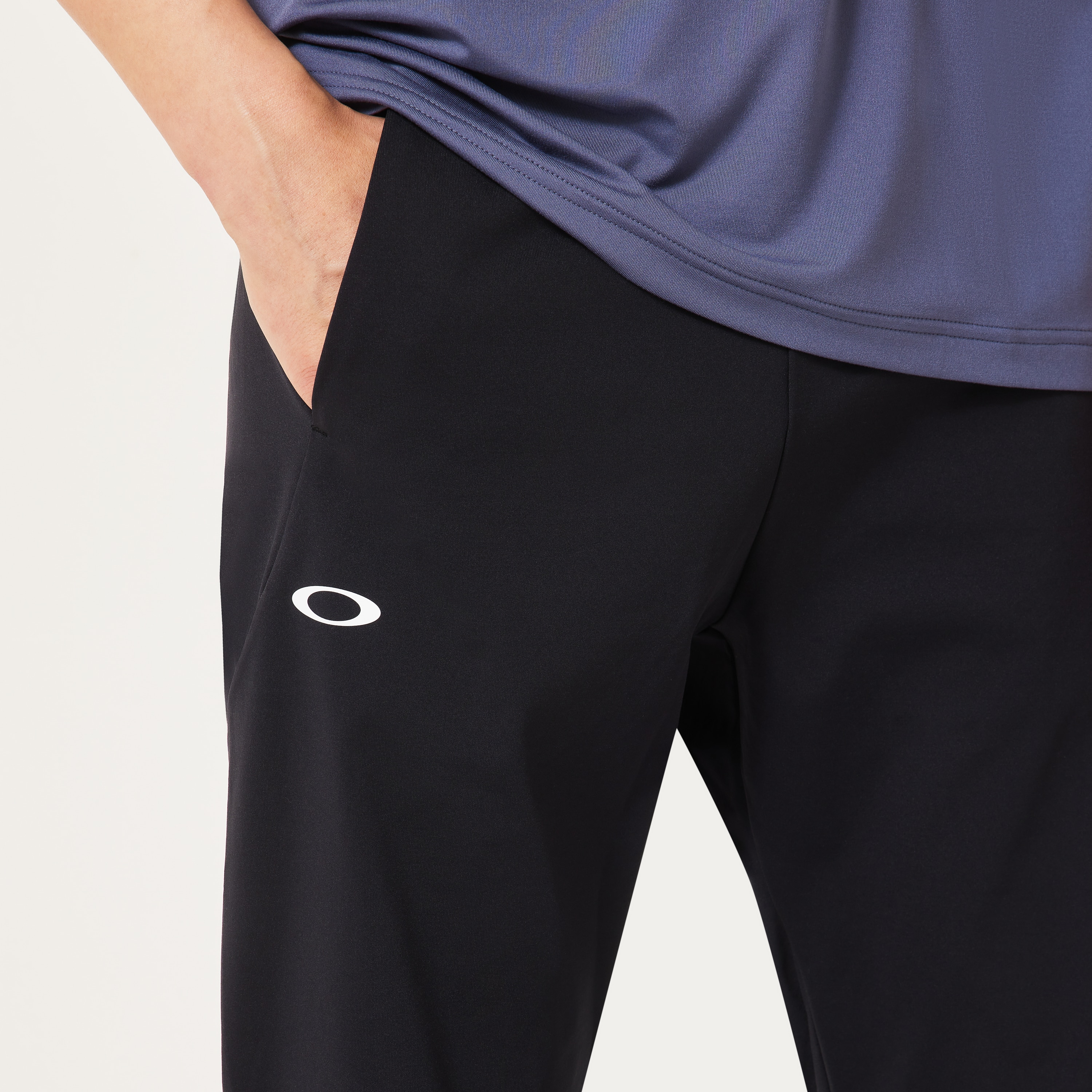 Oakley Enhance Tech Jersey Pants 15.7 - Blackout | Oakley® US