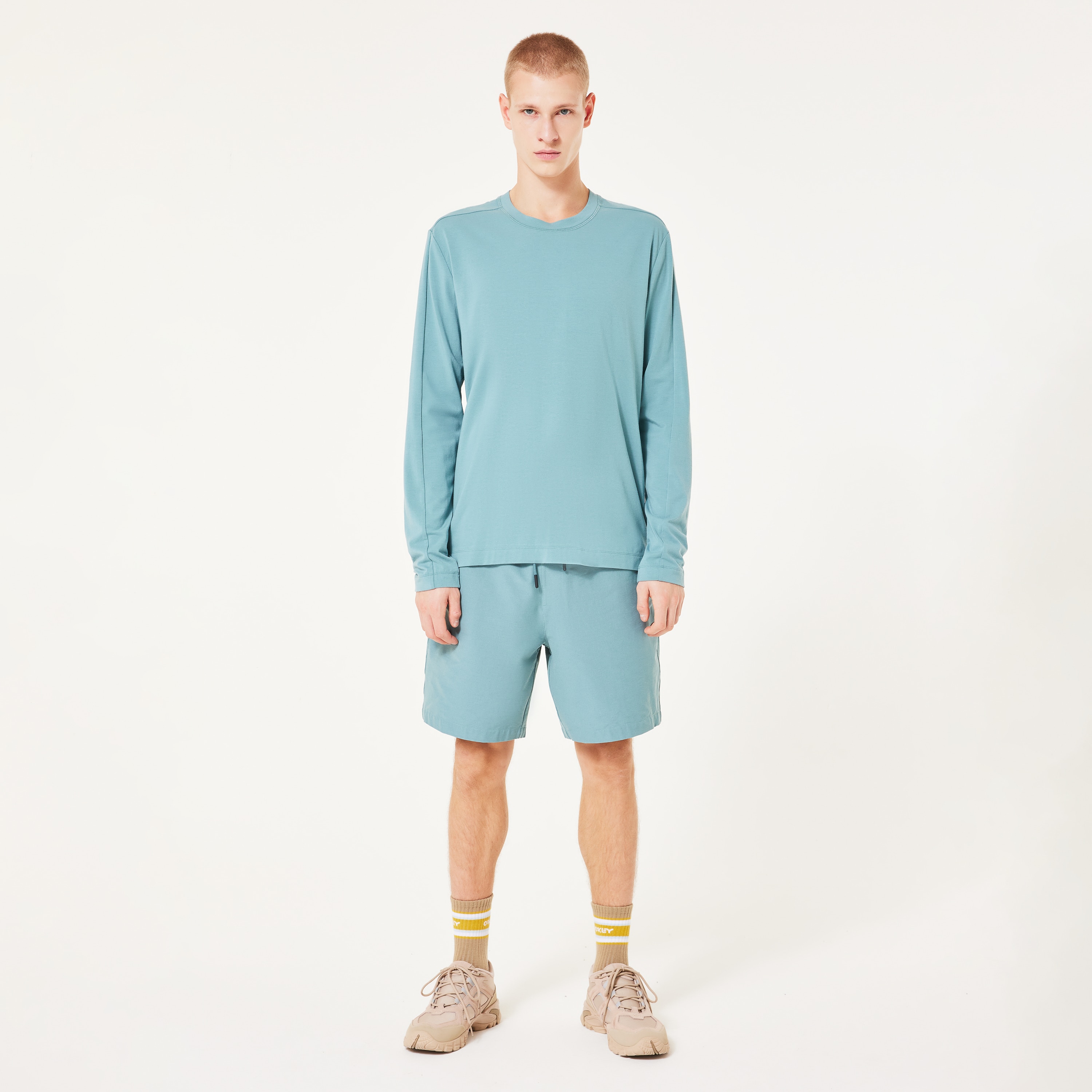 Oakley All Day LS Tee - Blackout | Oakley® 日本